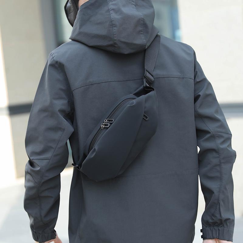 Men's Multifunctional Crossbody Waist & Shoulder Bag for Sports & Outdoor Use