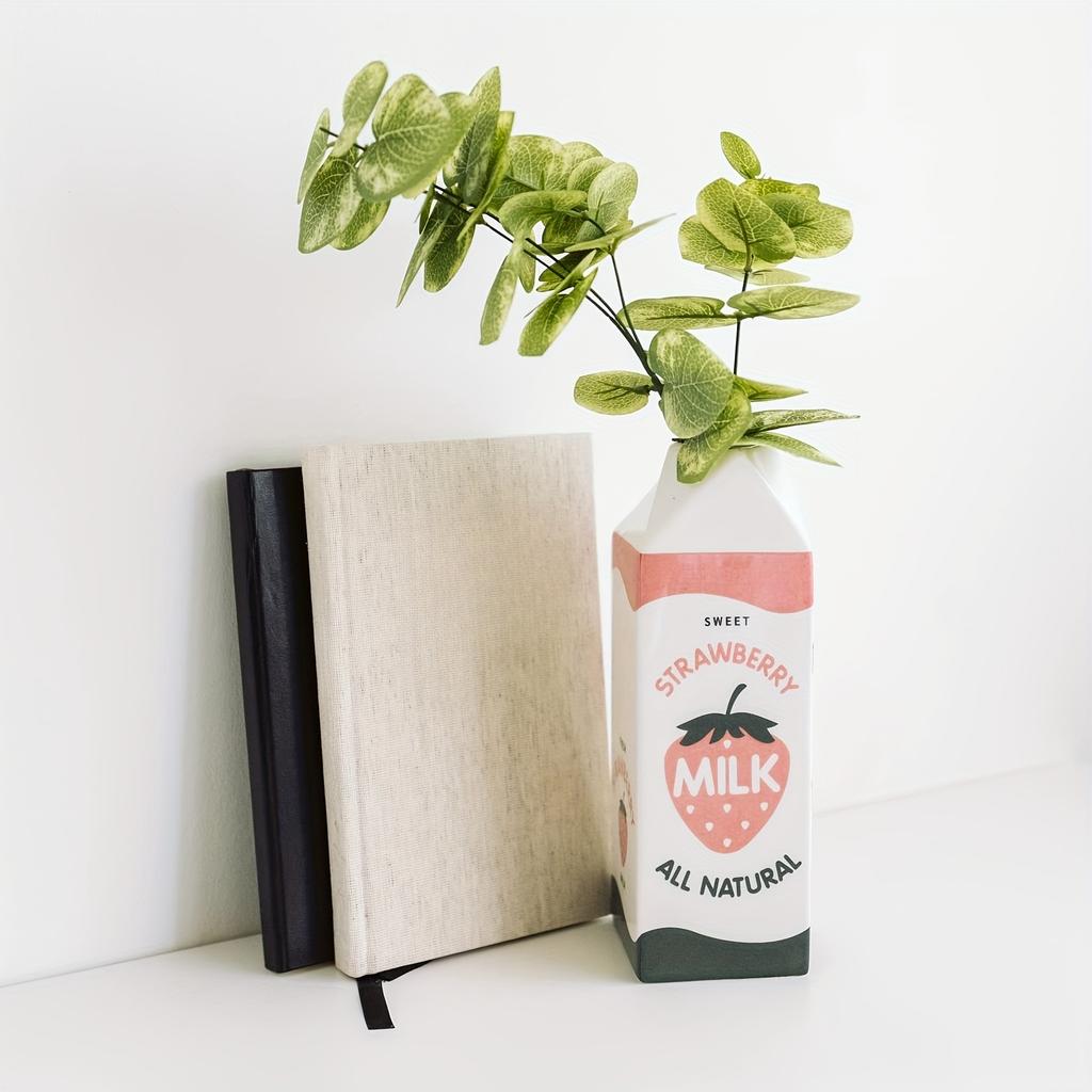 Vintage keramická váza ve tvaru krabice od jahodového mléka, obdélníková, dekorativní se svěží jahodou, design mléka, ideální pro domácí, kuchyňskou, kancelářskou dekoraci, roztomilé vázy