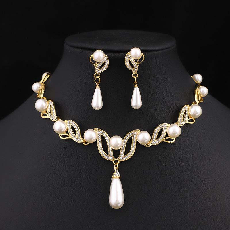Korean Style Pearl Choker Necklace  Bridal Accessories Set