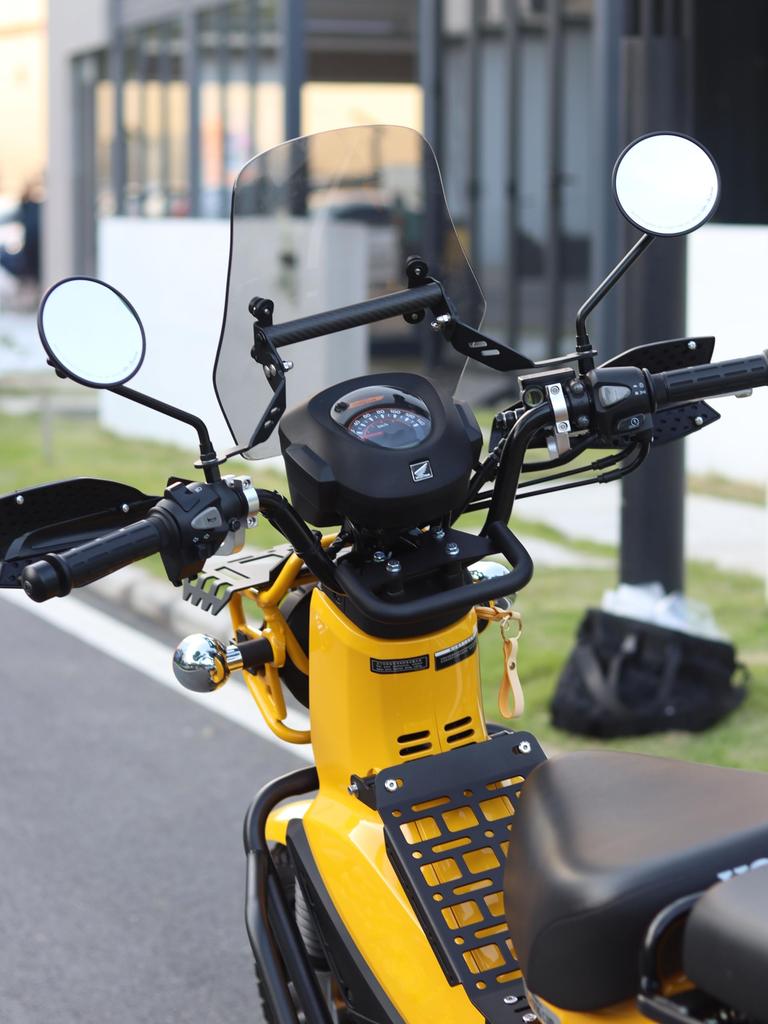 Yoothi Compatible Product for Honda Cross Cub 110 Windshield CC110 Windproof Screen Motorcycle Screen Wind Deflector Motorcycle Modification Supplies