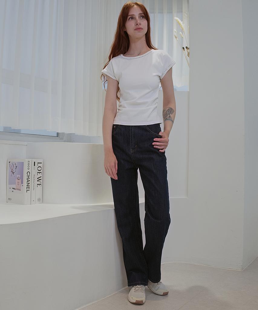 Keulleiseu Stitch Side Shirring Short Sleeve T-Shirt_Black