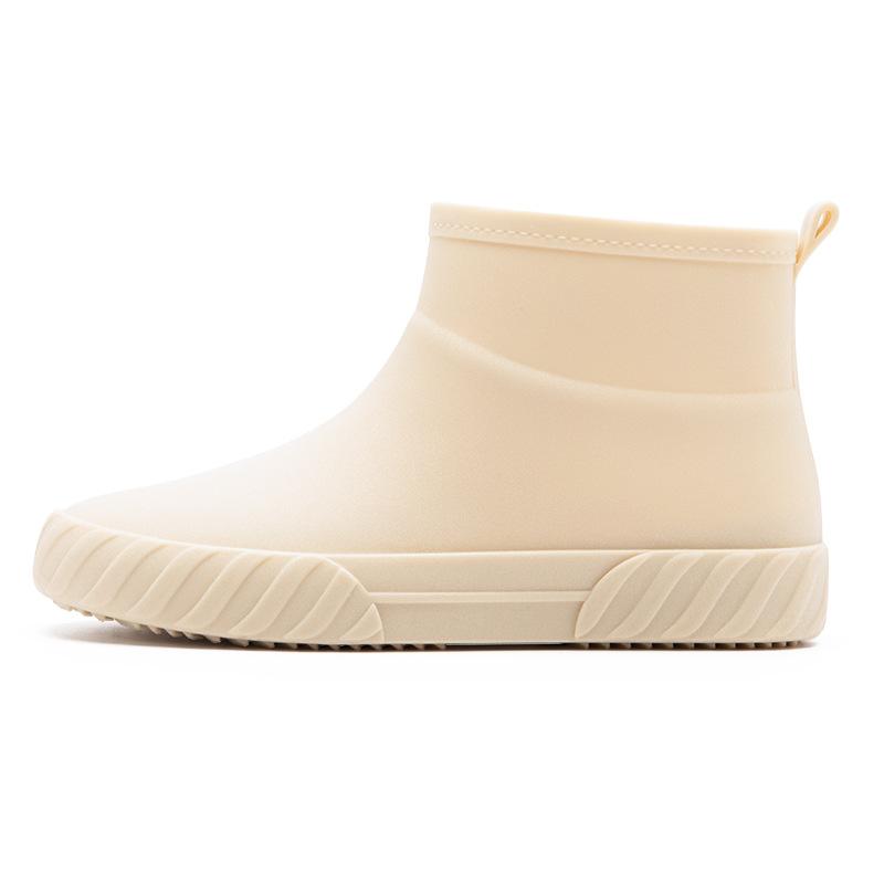 Japanese rain boots New short tube lightweight water boots rubber shoes in summer