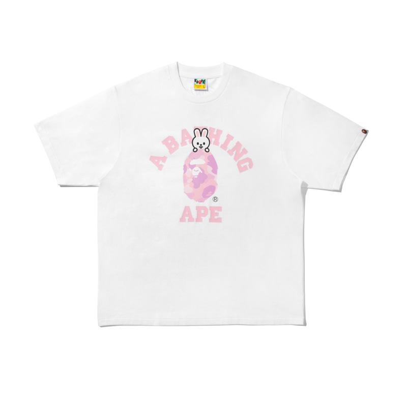 [VORBESTELLUNG] STRAY KIDS × BAPE – Leebit COLLEGE TEE (Lee Know Ver.)