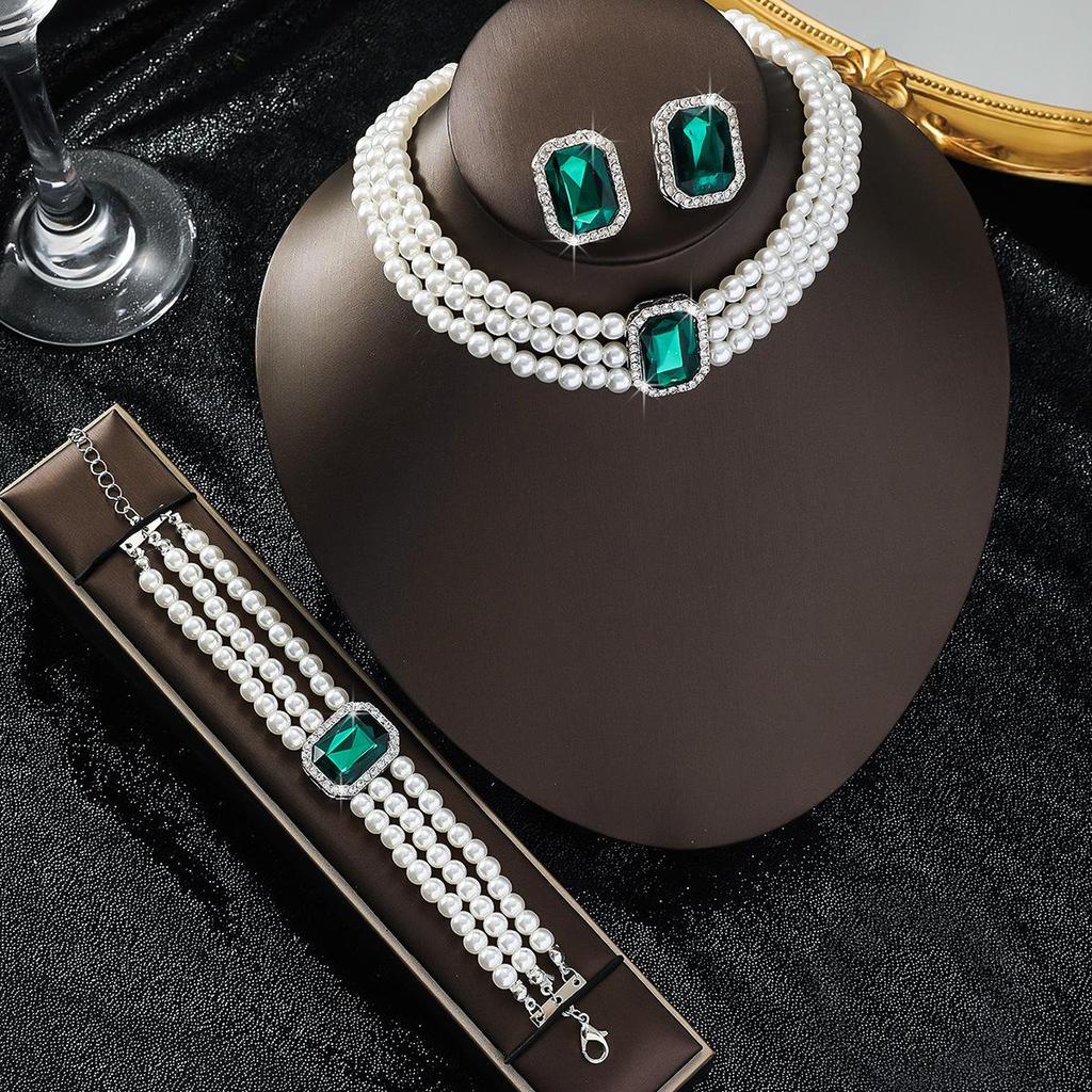 Luxury Multi-layer Imitation Pearl & Crystal Geometric Necklace with Matching Earrings