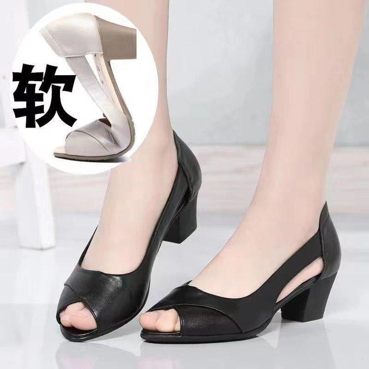 

Single shoes women s outer wear women s fashion thick heel fish mouth sandals women s sandals women s shoes bag heel solid color 35 чорний