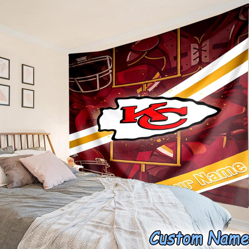 Benutzerdefinierter Name Kansas City Chiefs Helm Bedruckter Wandteppich, für Schlafzimmer, Wohnzimmer, Studentenwohnheim, Große Wanddekoration, Stoffdekoration Fan Geburtstagsgeschenke