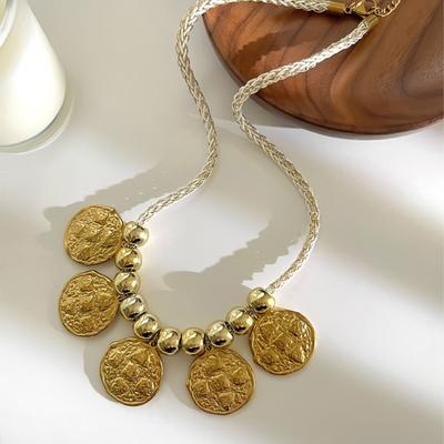 Stylish Heart/Round Pendant Necklace With Long Chain Simple Yet Stylish Accessory For Casual Or Formal Outfits