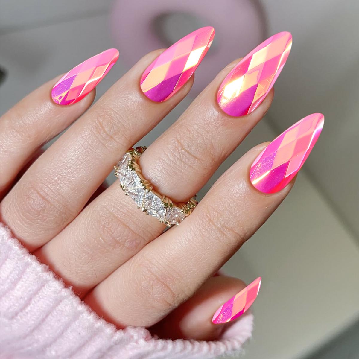 Almond Shaped Rhombus Mirror 3D Nail Tips - 32 Piece Pack