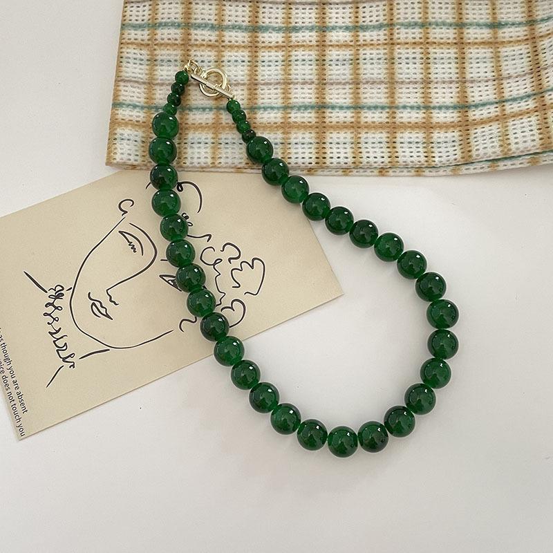 Glass imitation green agate round bead necklace female ins cold wind beaded collarbone chain niche design sense new neck chain