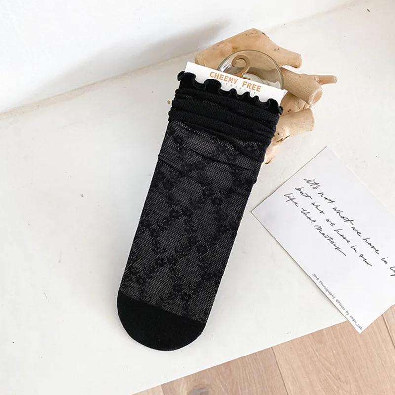 Fashion Socks For Women Cute New White Retro Lace Girl Sweet Socks Mesh Simple Women Casual Sweet Breathable Loose Socks Female