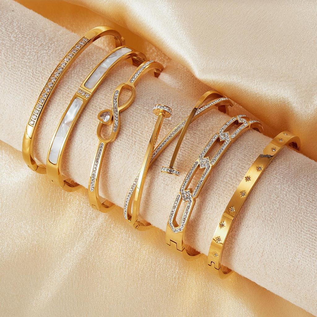 French Minimalist Titanium Steel Bracelet - High-End, Versatile, Light Luxury Design