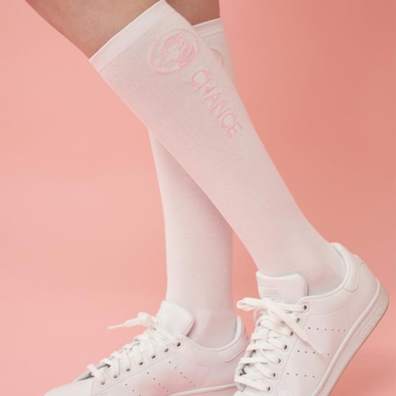 Hotel SAINT TROPEZ WHITE BONNE CHANCE MICCA KNEE SOCKS