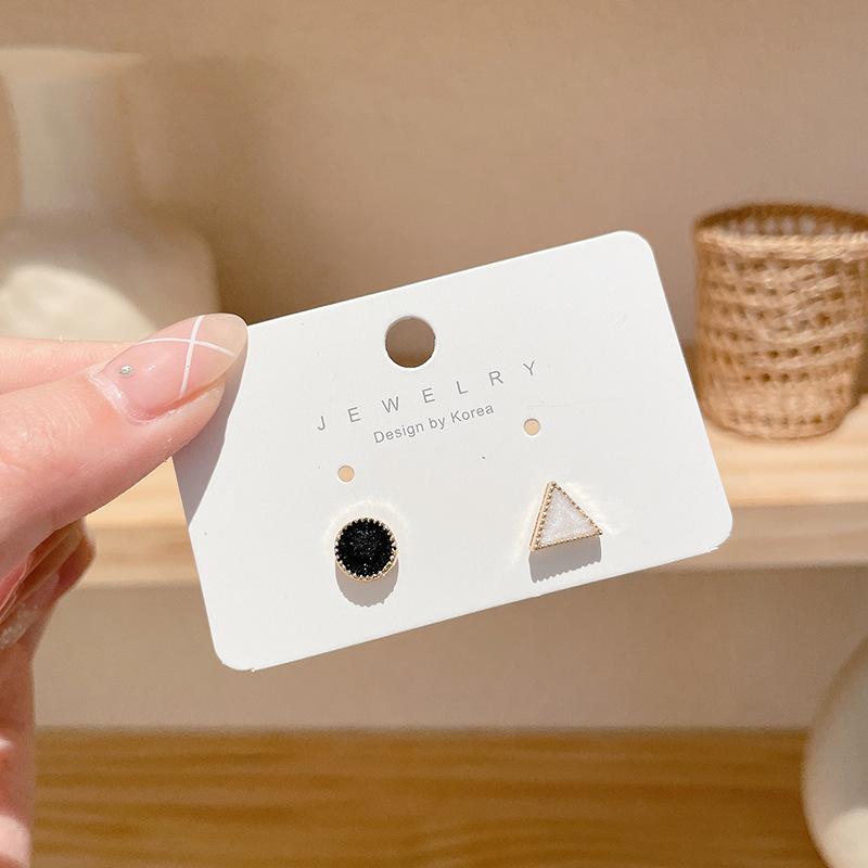 

Asymmetric Black Round White Triangle Stud Earring for Women Korean Style Mini Simple Geometry Ear Zircon Christmas Gift