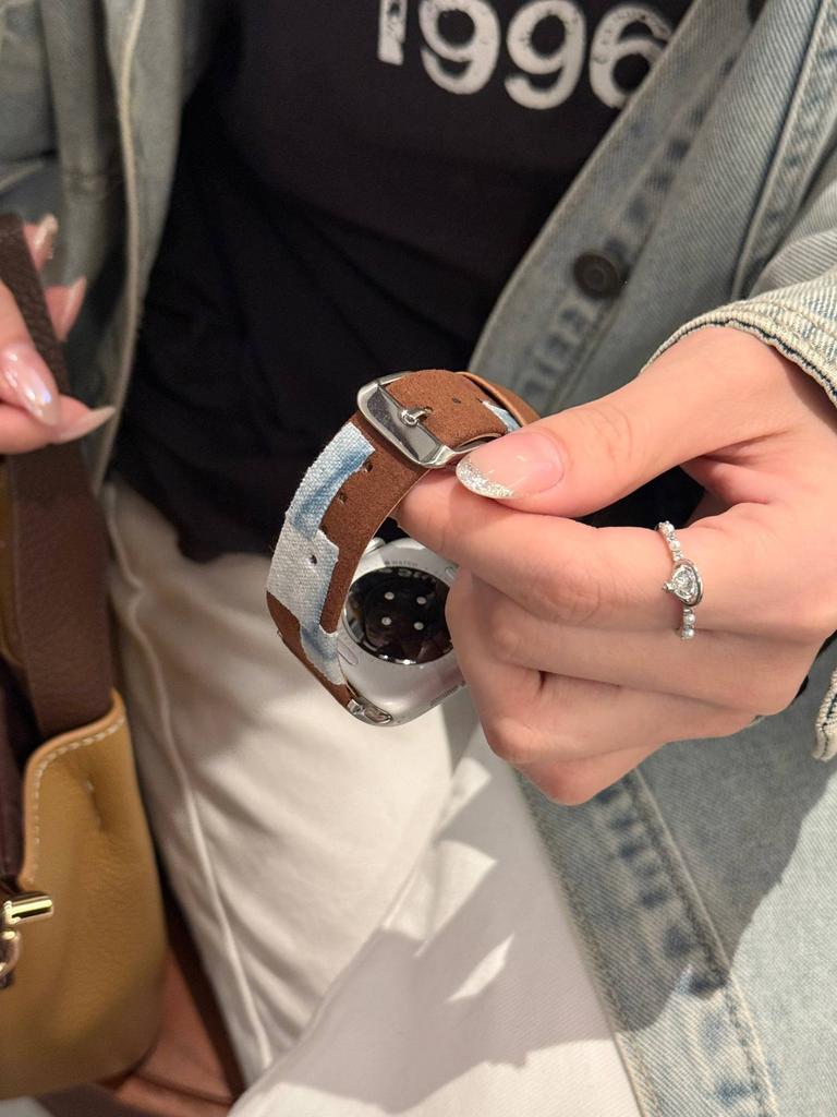 Superior Leather loop band For Apple Watch women 44mm 40 45 41 49 42 38 Series 11 10 9 8 SE 7 6 5 4 3 Strap