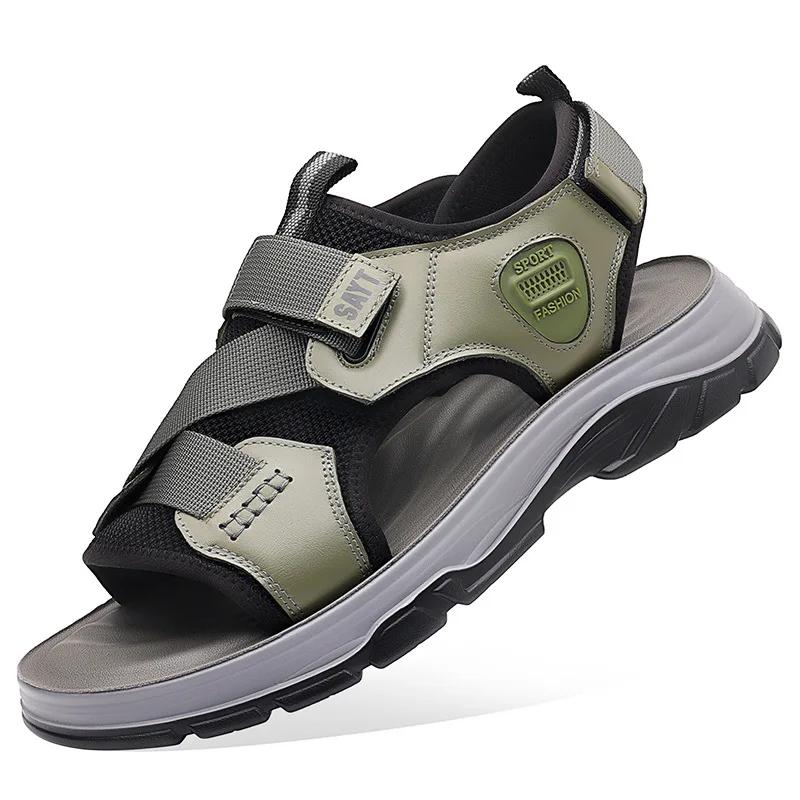 Mode Sommer Mode Plateau Aushöhlen Outdoor Strand Herren Sandalen Designer Weiche Sohle Lässig Leder Herrenschuhe Sandalias Hombre Verano