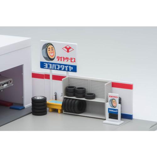 Tomicarama Vintage 1/64 Scale 05a Tire Shop (Yokohama Tire) Miniature Car Accessories, ABS Resin, Finished Product
