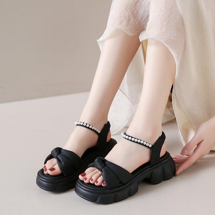 Sandals Female Summer New Thick-soled Fairy Wind Pearl Fashion Open-toed Sandals