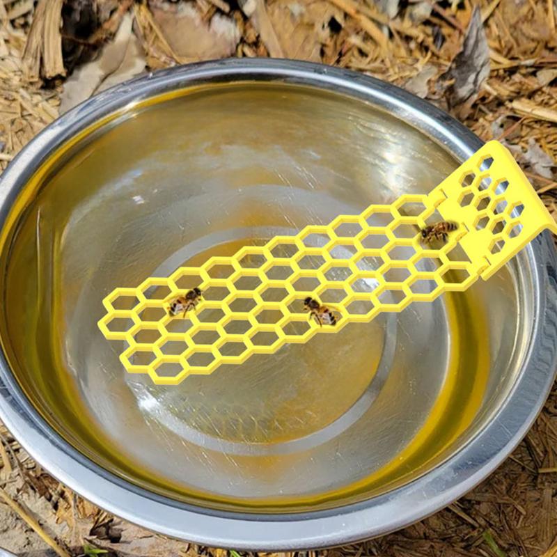 1Pcs Floating Bee Ladder Butterfly Water Station Honeycomb Design Corrosion Resistant Outdoor Garden Bee Water Catchers