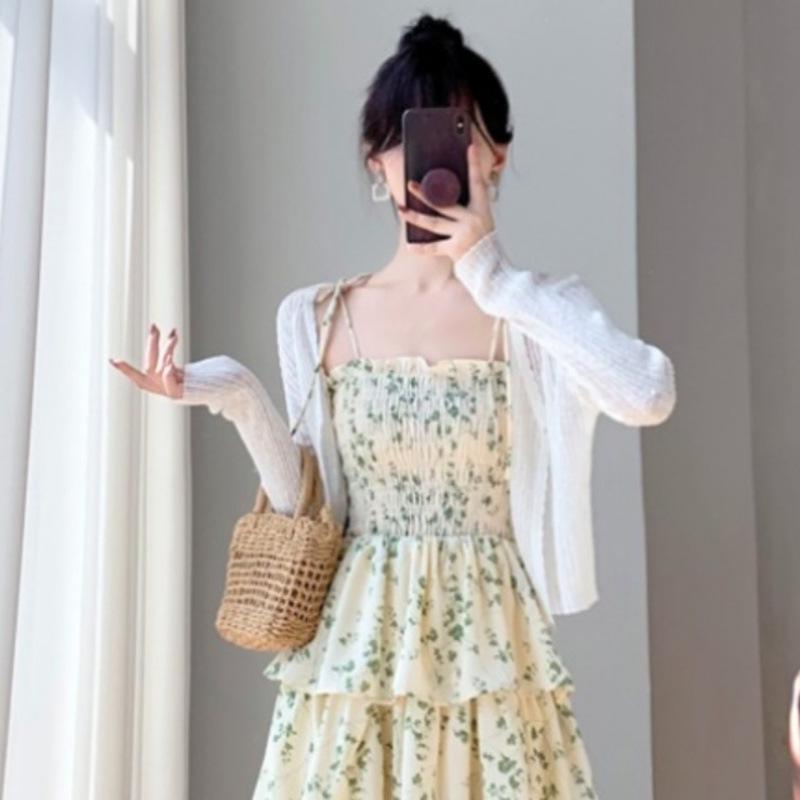 Women s Elegant Floral Strappy Beach Dress - Slimming Waist-Cinched Summer Cake Dress S (80-96 jin) бежевого кардигана