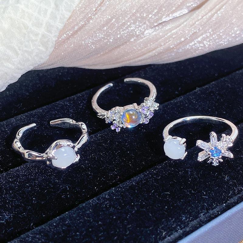 Cold Moonstone Snowflake Opening Ring Niche High-End Women'S Fashion Personality Light Luxury Ring
