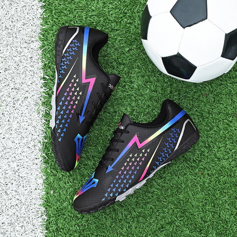 New Broken Nail Football Shoes Men's Adult Sports Training Shoes Men's and Women's Youth Long Nail Sports Shoes