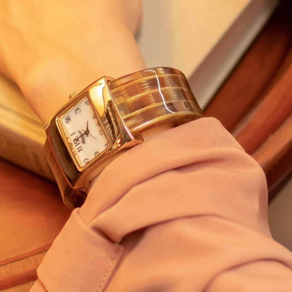 [Raport] Wristwatch Bangle Watch Wide Type Square Pattern