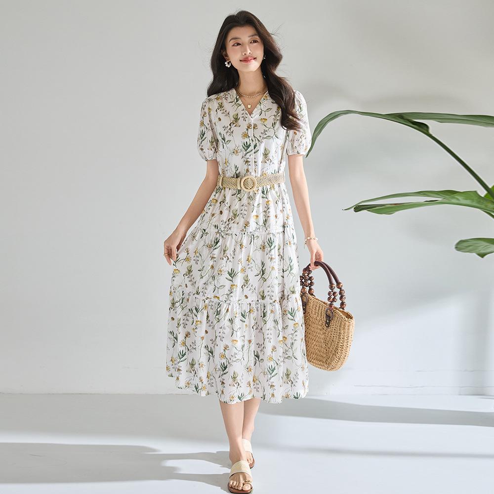 Spring/Summer Floral V-neck A-line Long Dress, 100% Cotton, Puff Sleeves, Women's Waist-cinching Design