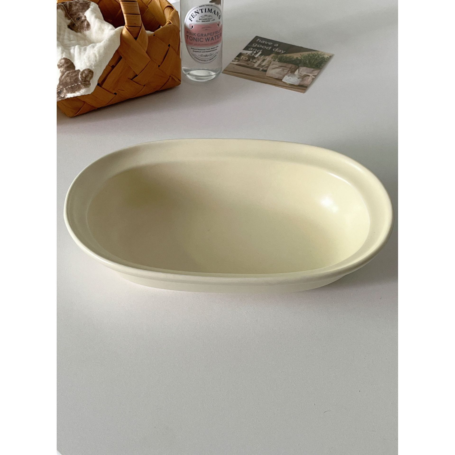 Nordic Minimalist Plates Ceramic Deep Plates Oval High Aesthetic Breakfast Plates Salad Bowls Home Soup Bowls Ins Tableware