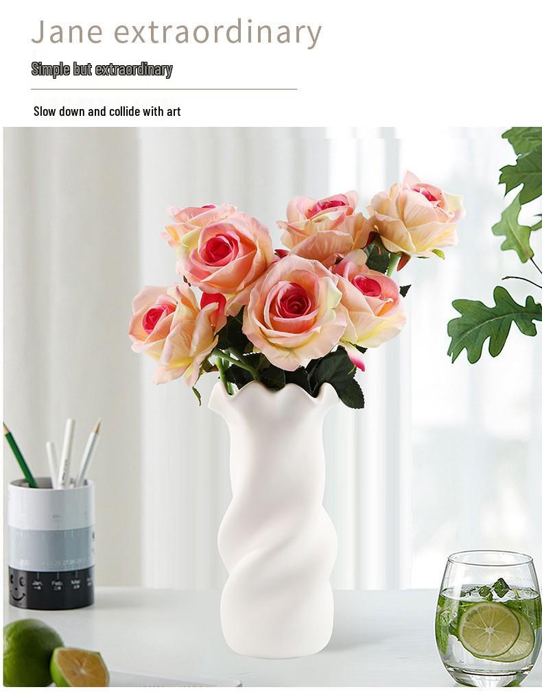 Elegant Ceramic Vase Ornament for Living Room or Dining Table - Light Luxury Home Decoration
