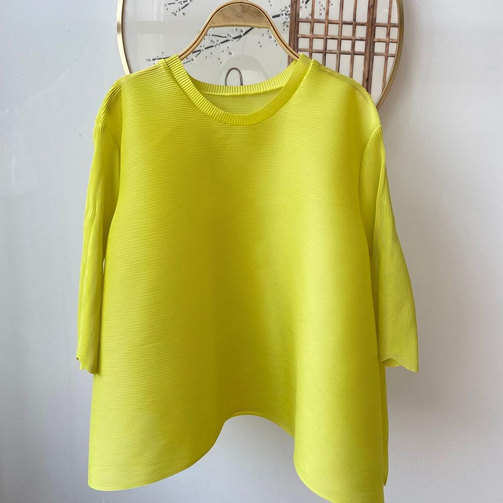 Women Pleated Round Neck Blouse 3/4 Sleeve Loose Casual T-Shirt Solid Color Stretch Pleats Top Daily Wear Shirt