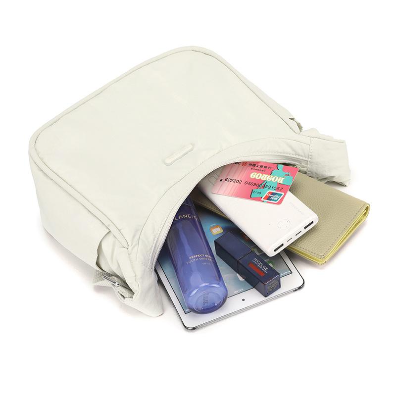 New Women's Simple and Versatile Solid Color Shoulder Bag Daily Commute To Work Armpit Bag