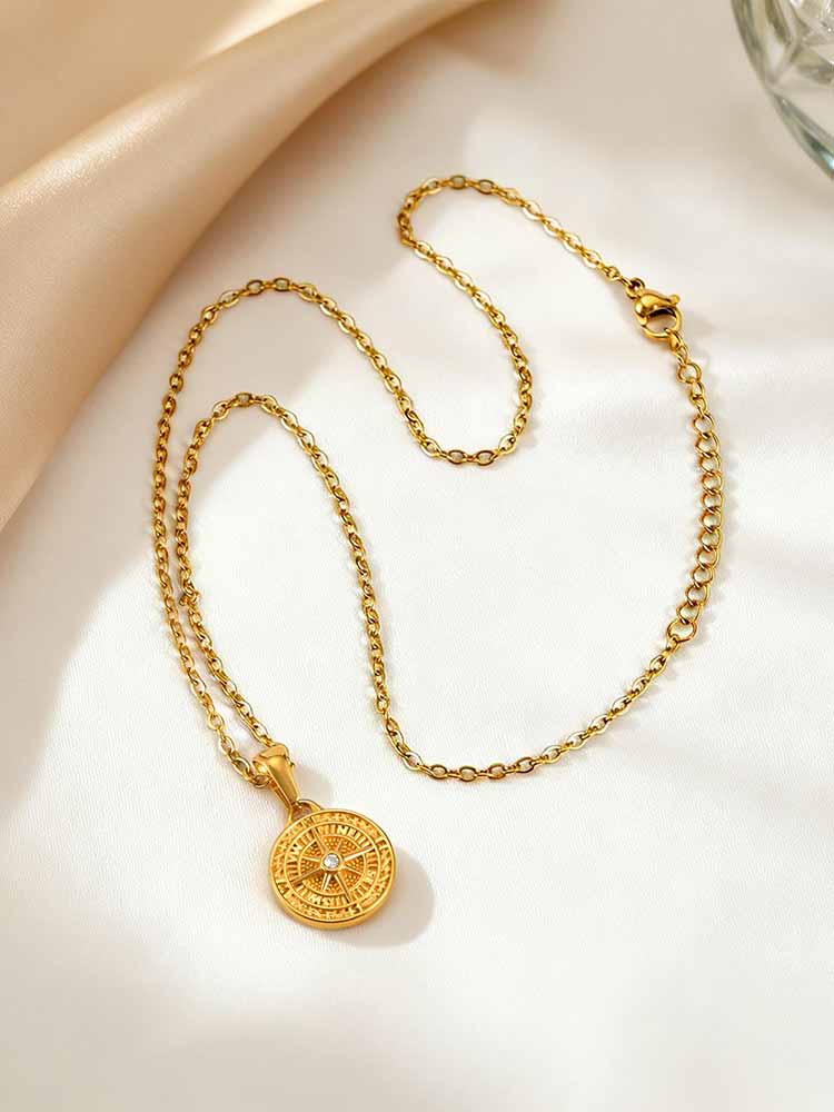 Vintage Classic Compass Pendant Necklaces for Women Men, Hip Hop Fashion Stainless Steel Jewelry Graduation Guide Gift