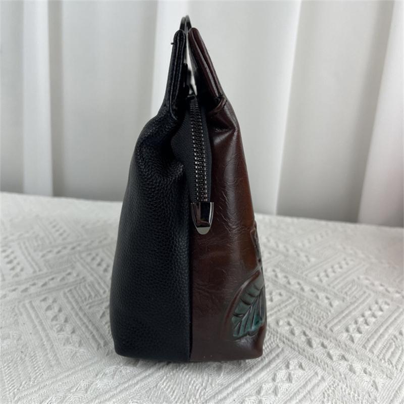 Chinese Literary Artistic National Style Women's Handbag for Cheongsam 2024 New Retro Embroidery Embossing Small Square Clutches Bag Ladies Dinner Bag