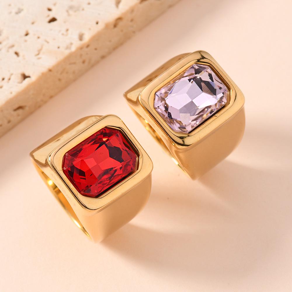 Minimalistischer Damenring aus Titanstahl mit Edelstein - Helle Luxus-Schräg-Rechteck-Diamant, Trendiger Schmuck