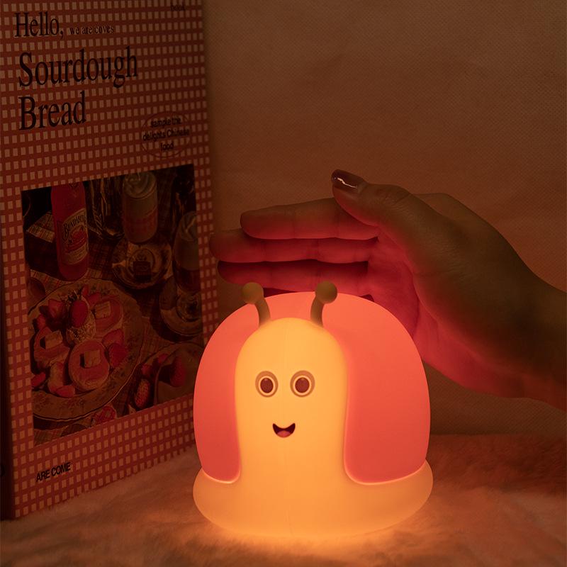 

Rechargeable Snail Silicone Night Light: Creative Tap Lamp for Children s Bedroom and Nursing, Perfect Sleep Companion and Gift. Tap Version