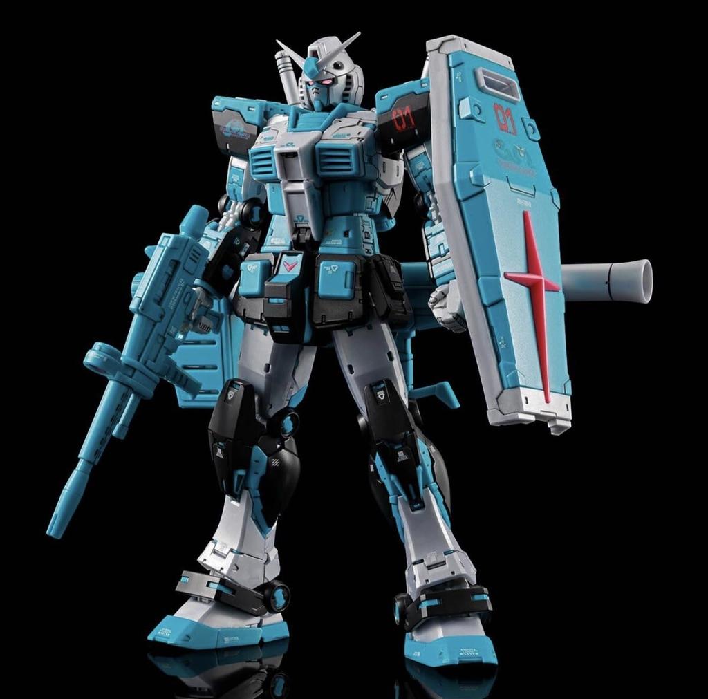 BANDAI SPIRITS RG Mobile Suit Gundam Gundam Miku Maßstab Plastikmodellbausatz RX-78-2 Ver.2.0 [Hatsune Ver.] 1/144 Vorgefärbt
