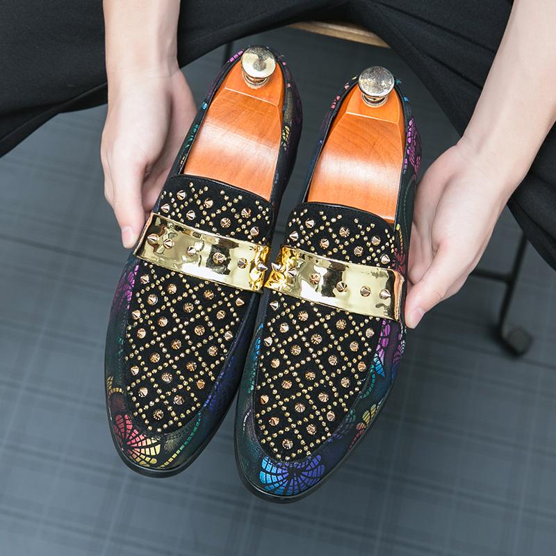Fashion Luxury Designer Men's Studded Rivet Spike Slip On Shoes British Rock Punk Wedding Dress Homecoming Sapatos Tenis Masculino