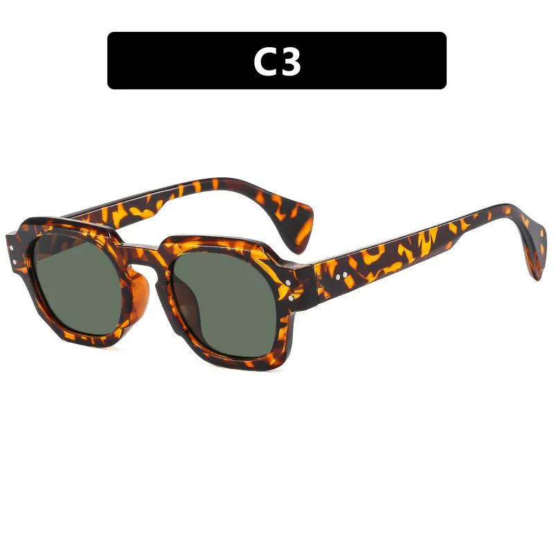 New Square Sunglasses Women Fashion Clear Ocean Lens Eyewear UV400 Vintage Brand Designer Men Rivets Punk Glasses