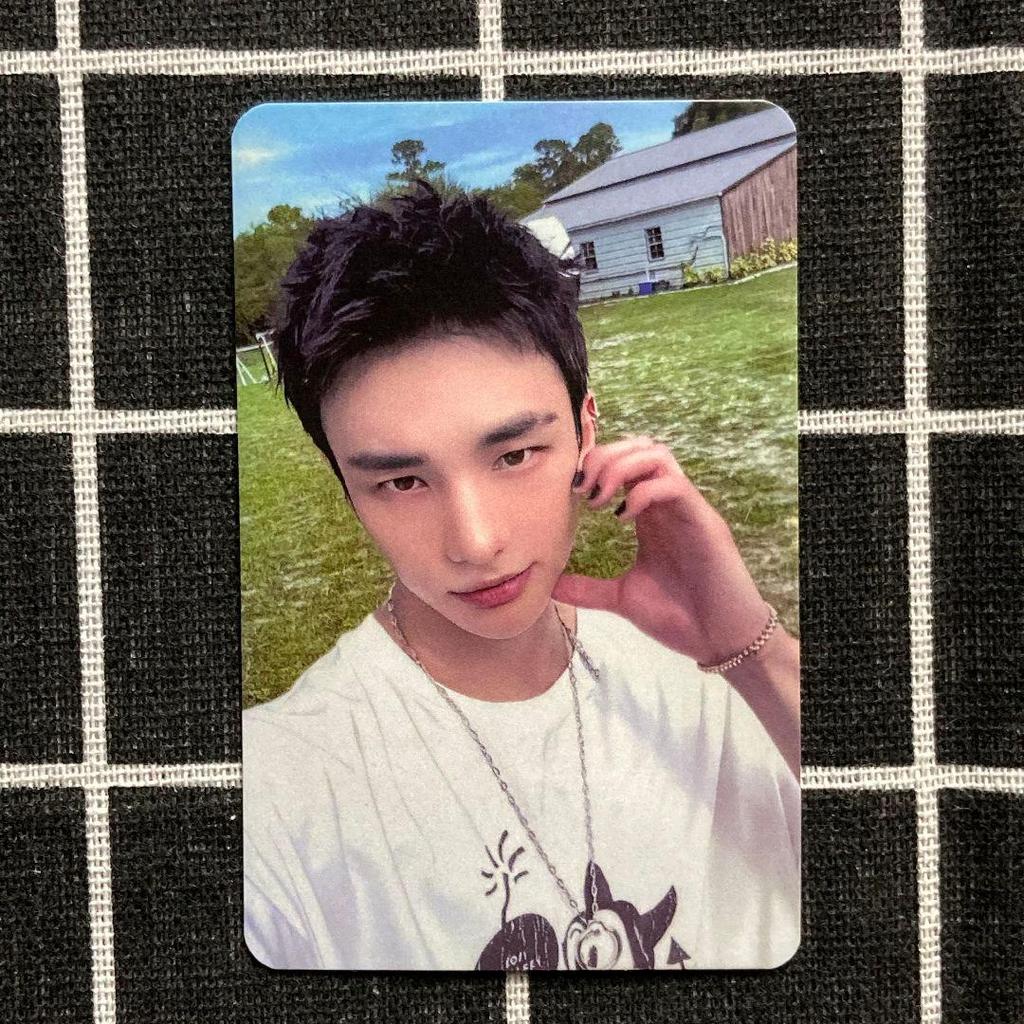 [USED] Korean Stray Kids KARMA Pre-recorded Hyunjin Trading Card