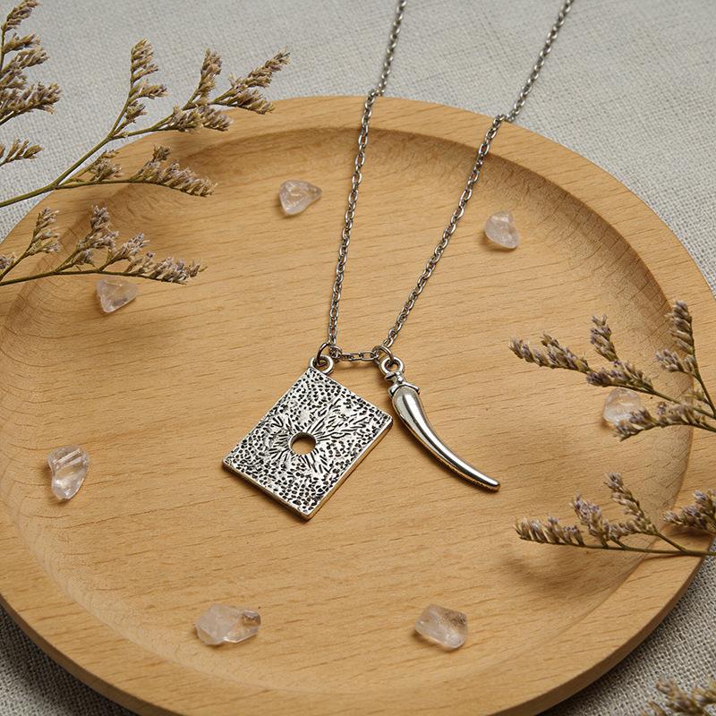 Lord Horcrux Tom Riddle'S Diary Serpent Tooth Pendant Necklace Cosplay Accessory Holiday Birthday Gift