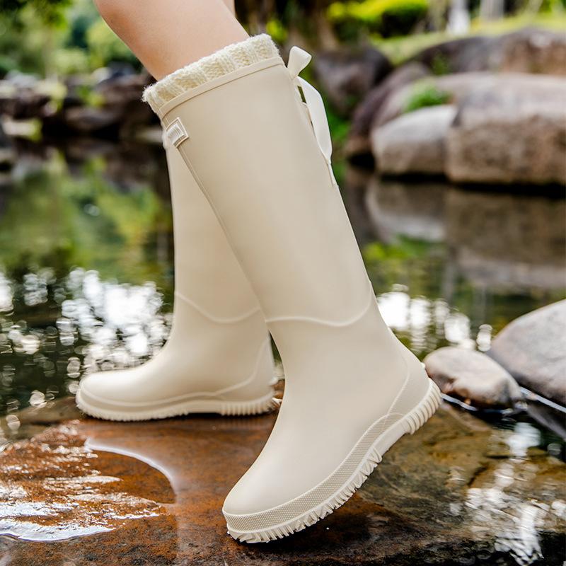 Women's Medium and High Rain Shoes Waterproof, Non-slip and Warm Rain Boots Fishing Work Four-season Boots Takeaway Rubber Shoes Water Boots