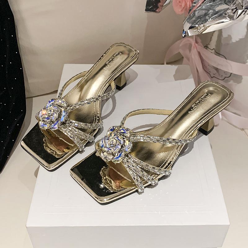 Fashion Luxury Crystal Flower Heeled Sandals Woman Brand Design High Heel Rhinestone Strap Mule Slide Ladies Bling Square Toe Party Shoe