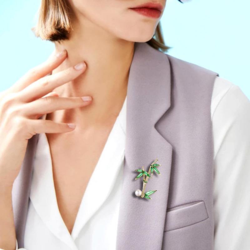 High-end Chinese-style Bamboo Brooch, Feminine Charm Rising Steadily, Fashionable and Sophisticated Pearl Brooch