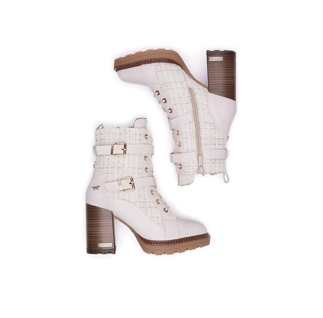 Mustang 1505-501 White Ankle Boots