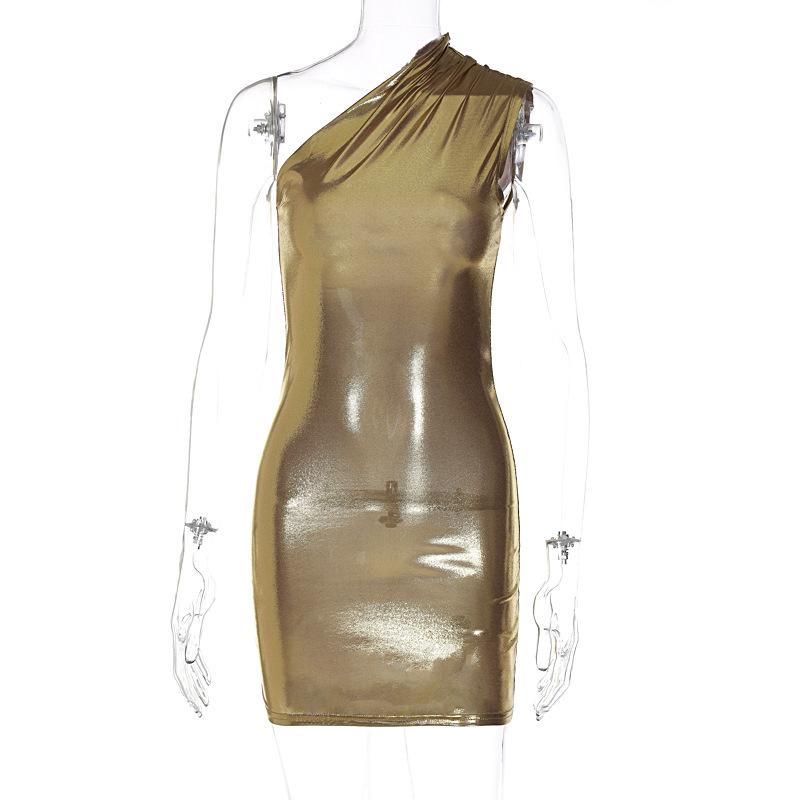 2026 New Women's Slim Fit Solid Color Oblique Shoulder Sleeveless Wrapped Hip Dress Trend