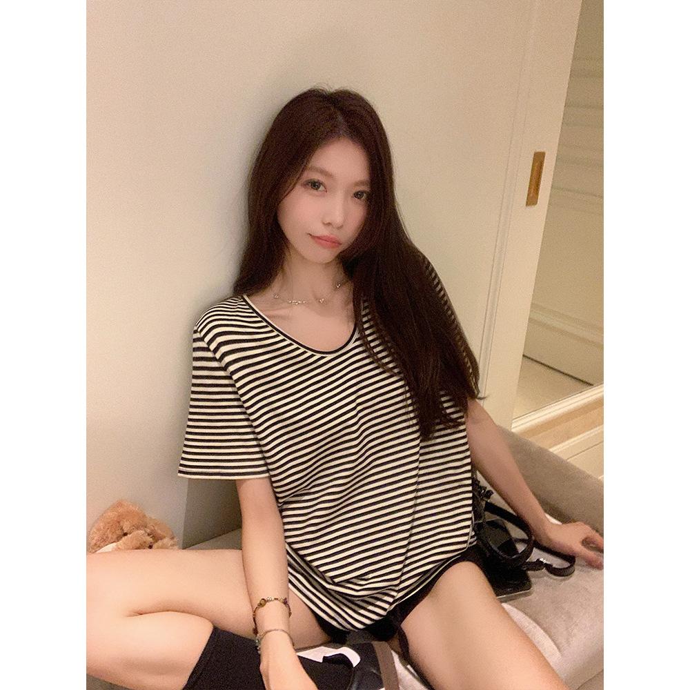 Design sense V-neck striped short-sleeved T-shirt women, summer spice girl loose and thin women s top S