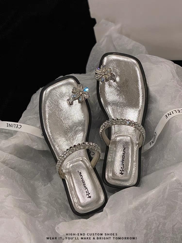 Sheepskin version~ Su Yinyin's same square head rhinestone cover toe flat bottom slippers women's sandals for summer wear