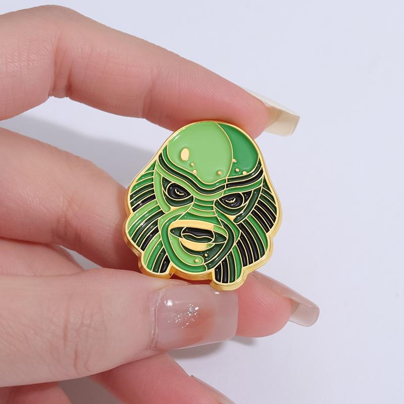 Cartoon Character Enamel Pins Custom Scary Skeleton Brooches Lapel Badges Cartoon Animal Jewelry Gift for Friends