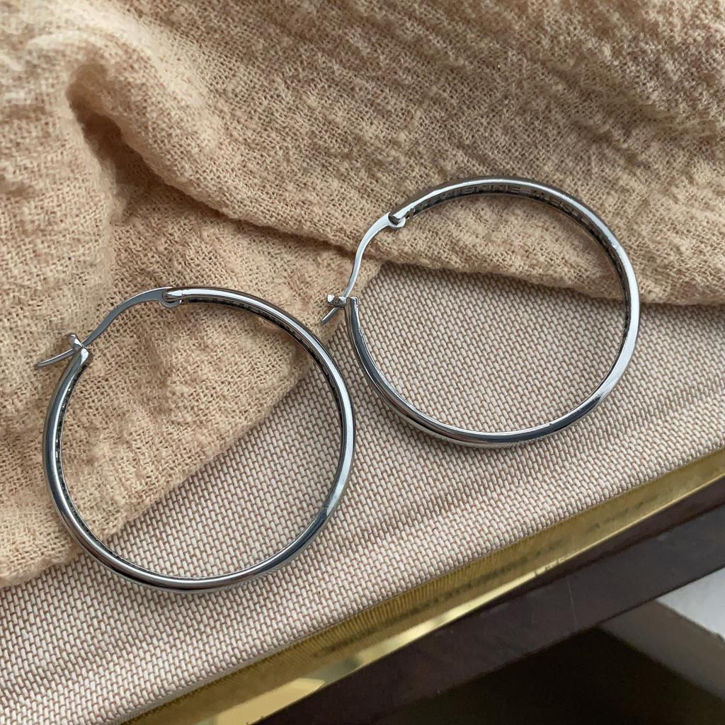 Fashion Versatile Style Circle Simple Temperament Earrings Versatile Premium Sense Simple Retro Earrings