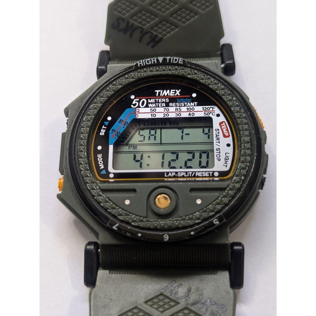 Б/у Timex HOOKS  707 Timex Винтаж 90-е Сделано в 1994 году